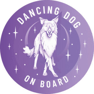 Naklejka - dog dancing ⌀ 10 cm